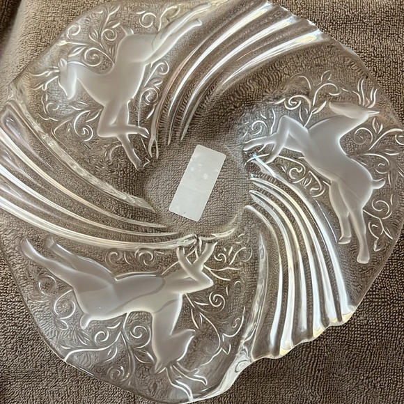 Mikasa Reindeer 9” Bon Bon dish made in Germany mint condition unused crystal - Picture 7 of 7